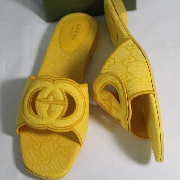 NWB Gucci GG Supreme Interlocking Slide Flats Slides Sandals Slip Ons 40 790447